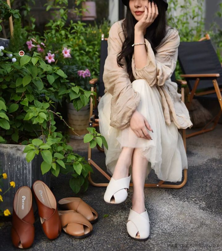 Handmade Leather Slippers for Women Flat-bottomed, Casual, Versatile, Soft-Soled, Fish-Toe Style Flip-Flop, Suitable for Outerwear