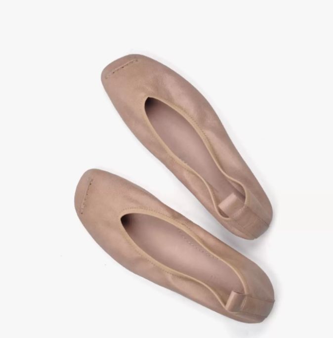 Retro Artistic Low Heel Women's Leather Flat Shoes in Brown / Khaki