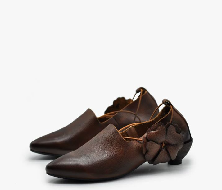 Handmade Leather Flower Shoes for Women in Brown/Black