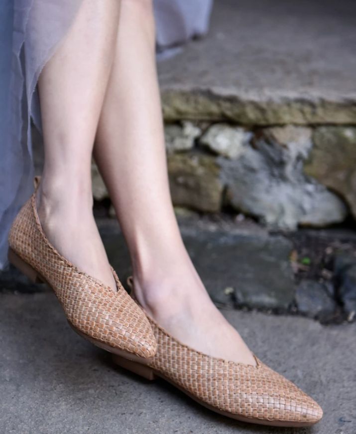 New Vintage Hand-Woven Shoes for Women Genuine Leather Flat Sole Pointed Toe