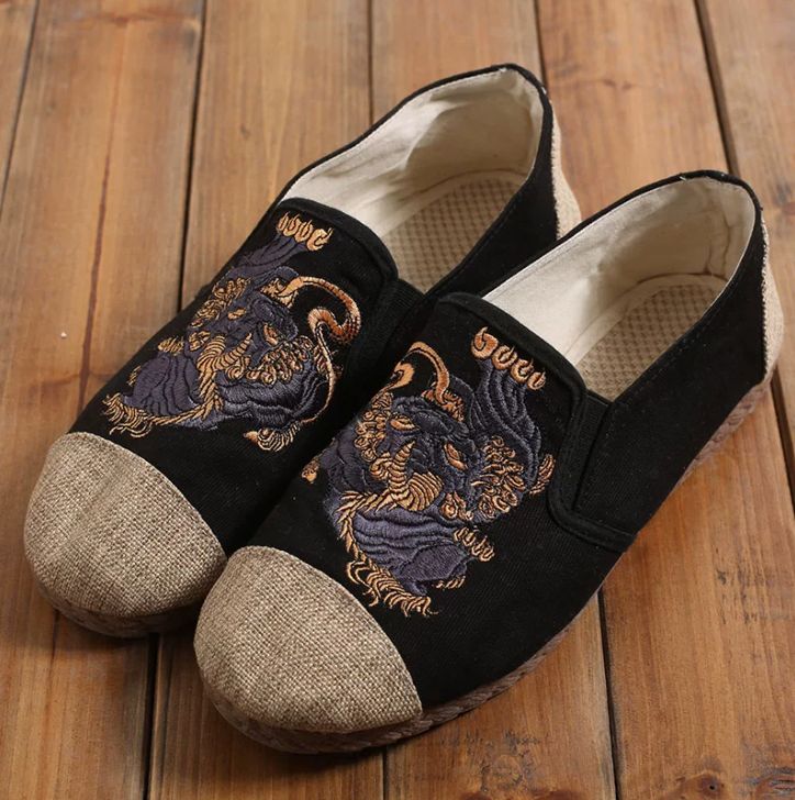 Spring and Summer Cotton and Linen Embroidered Breathable Canvas Shoes, Linen Casual Shoes Men's Shoes