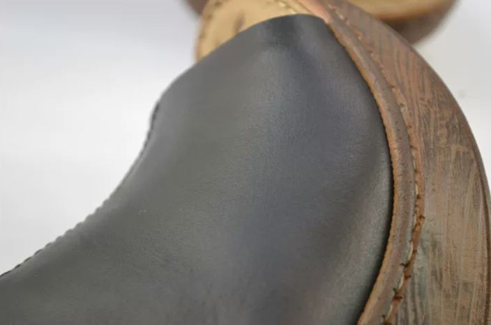 Leather High-Heeled Sandals with Pointed Toes Casual and Retro Style Made of Genuine Leather