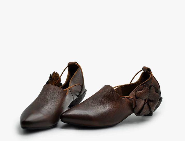 Handmade Leather Flower Shoes for Women in Brown/Black
