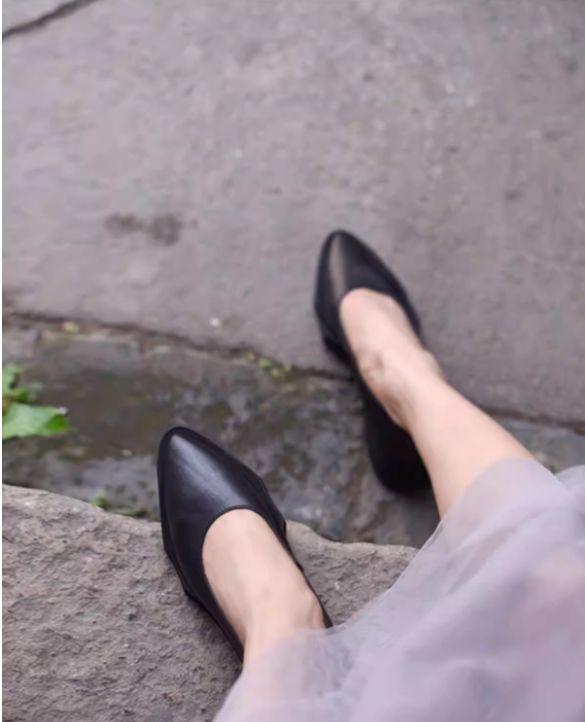 Handmade Leather Shoes for Women in Black/Beige
