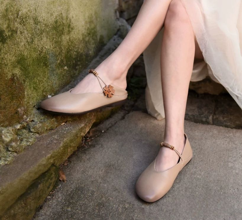 Retro Girl-Style Flowered Single Shoes Mary Jane Shoes Shallow Toe Flat Bottom Soft Sole