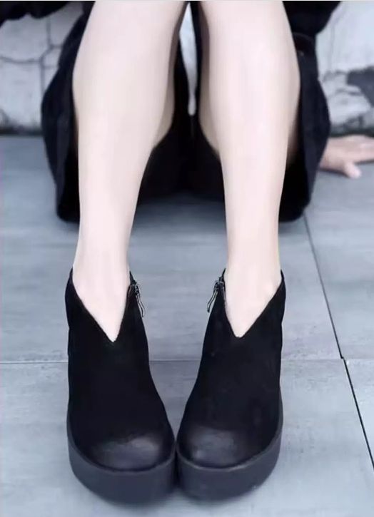 Retro Women's Shoes - New Style Thick-soled Ankle Boots, Women's Waterproof Platform Slip-on Short Boots, Genuine Leather