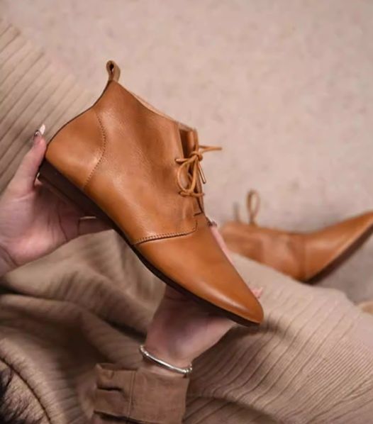 Women's Flat Shoes Lace-up Ankle Boots Retro Pointed-Toe Short Boots