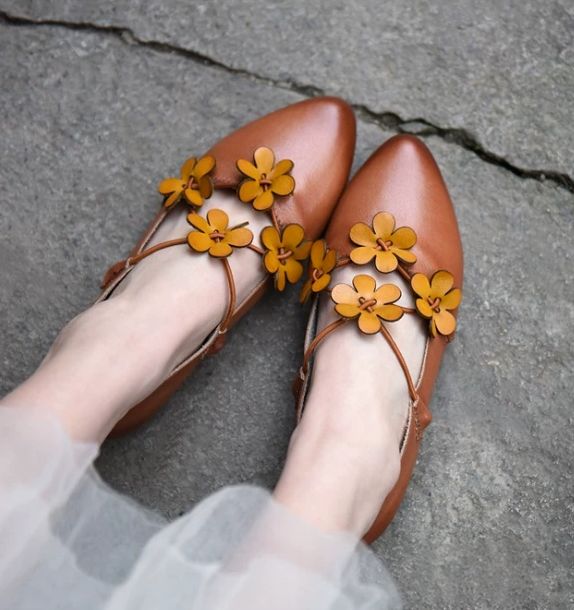 Handmade Leather Shoes Build for Comfort & Style