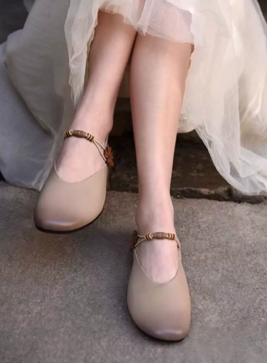 Retro Girl-Style Flowered Single Shoes Mary Jane Shoes Shallow Toe Flat Bottom Soft Sole