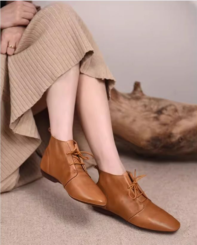 Women's Flat Shoes Lace-up Ankle Boots Retro Pointed-Toe Short Boots