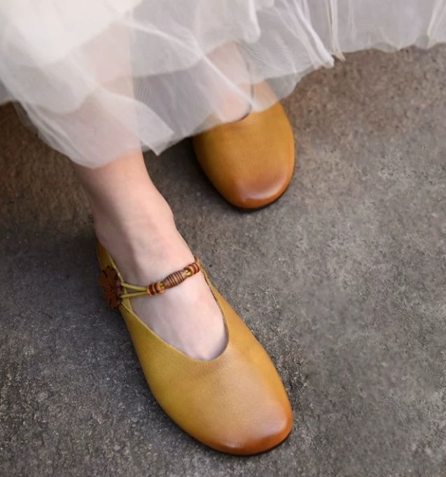 Retro Girl-Style Flowered Single Shoes Mary Jane Shoes Shallow Toe Flat Bottom Soft Sole
