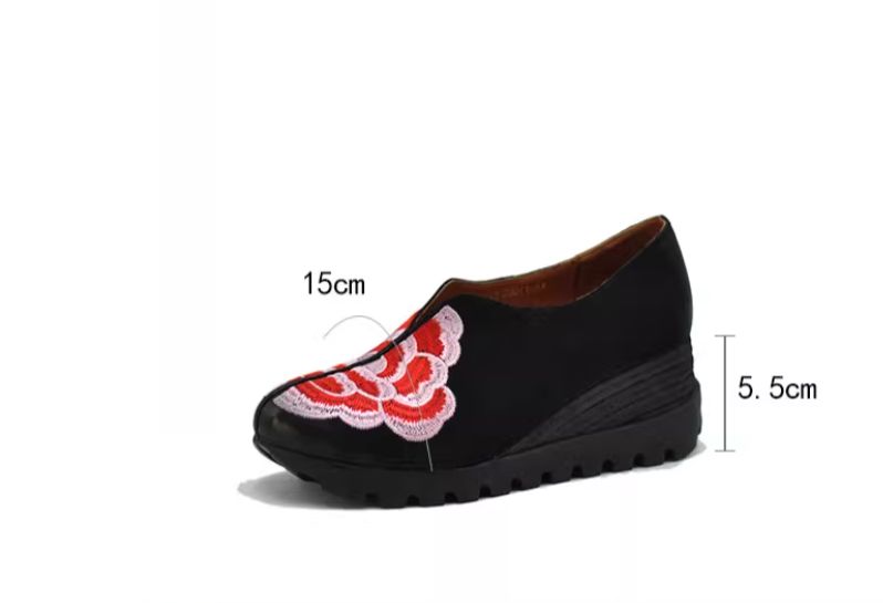 Women's Shoes for All Seasons,New Chinese-Style Wedge-Heeled LeatherShoes with Embroidered Flowers on the Midsole,  Trendy Footwear