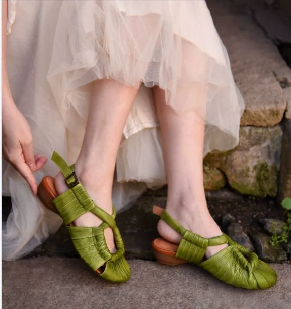 Handmade Vintage Leather Flat Sandals for Women
