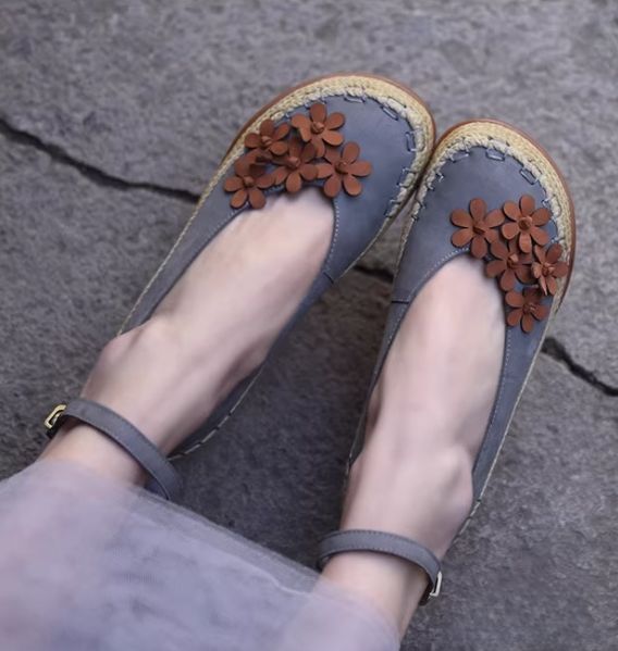 Vintage Women's Shoes Flower Leather Low-Heeled Women's Waterproof Platform Thick-soled Slip-on Shoes