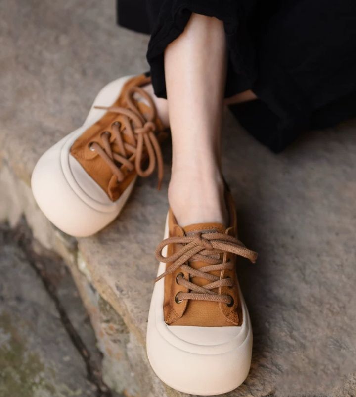 Vintage Thick-Soled Shoes Made of Genuine Leather With Big Heads and Cute Appearance Suitable For Casual Wear