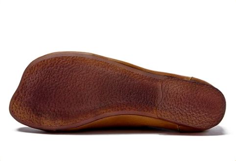 Spring 2026 New Style Flower-Patterned Cowhide Low-Heeled Sandals, Comfortable and Versatile, Soft-Bottomed Genuine Leather Shoes for Women Flat Heel.
