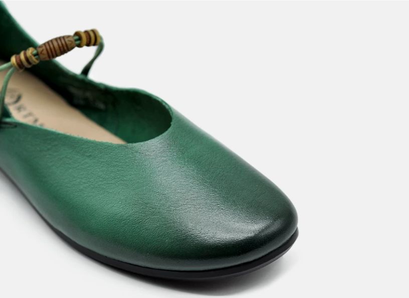 Retro Girl-Style Flowered Single Shoes Mary Jane Shoes Shallow Toe Flat Bottom Soft Sole