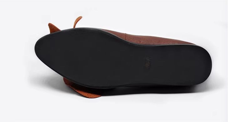 Vintage Leather Flower Flat Shoes for Women