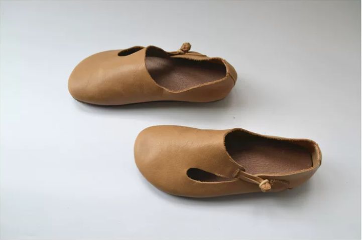 Handmade Leather Soft Flat Shoes For Women Retro Design With a Large Round Toe