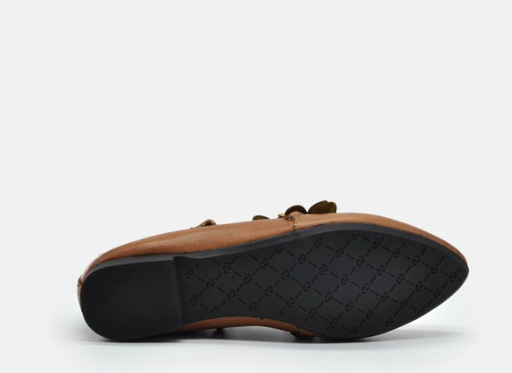 Handmade Leather Shoes Build for Comfort & Style