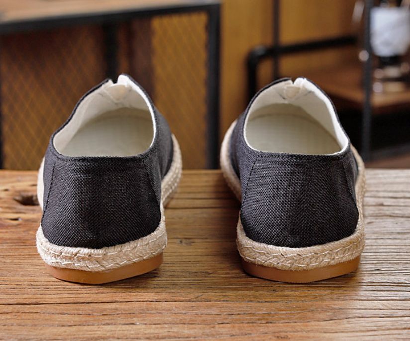 Handmade Canvas shoes Suitable for All Seasons Men's style shoes in Black