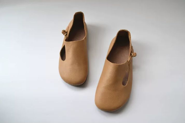 Handmade Leather Soft Flat Shoes For Women Retro Design With a Large Round Toe