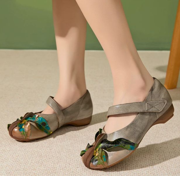 Handmade Vintage Leather Flat Shoes for Women