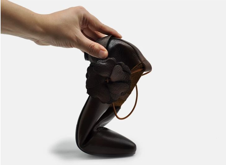 Handmade Leather Flower Shoes for Women in Brown/Black