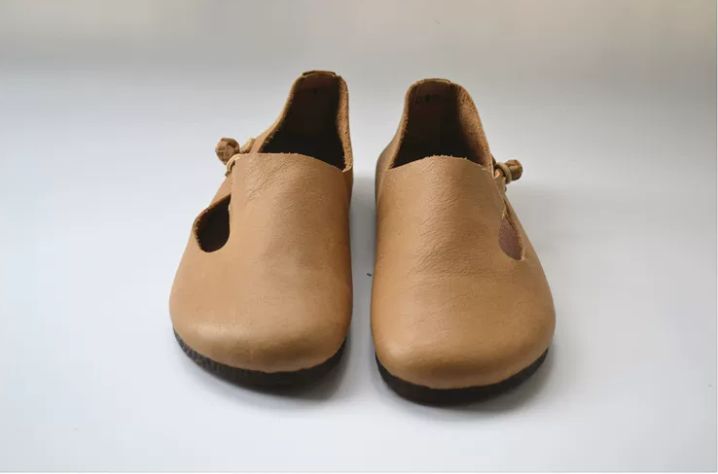 Handmade Leather Soft Flat Shoes For Women Retro Design With a Large Round Toe