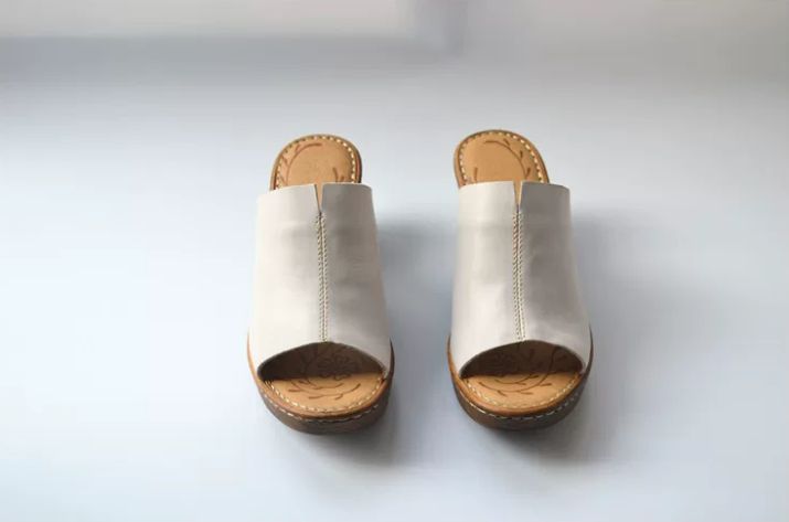 Leather High-Heeled Sandals with Pointed Toes Casual and Retro Style Made of Genuine Leather