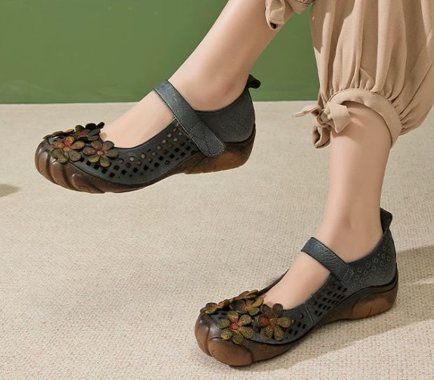 Handmade Leather Flower Shoes for Women