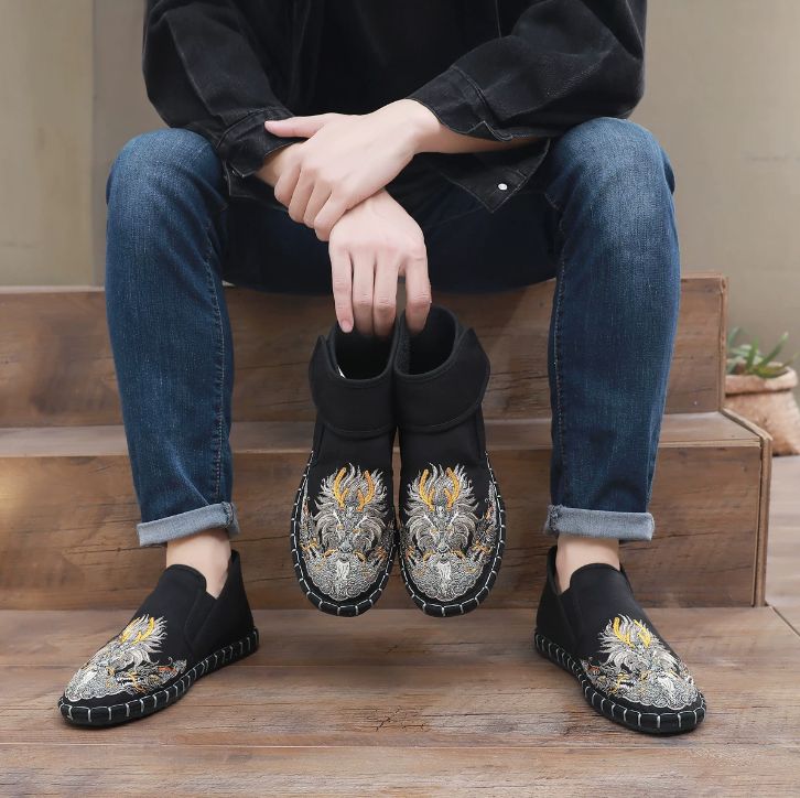 Old Beijing Cloth Boots for Both Men and Women Made Multi-Layered Sole Chinese Style Embroidered Shoes