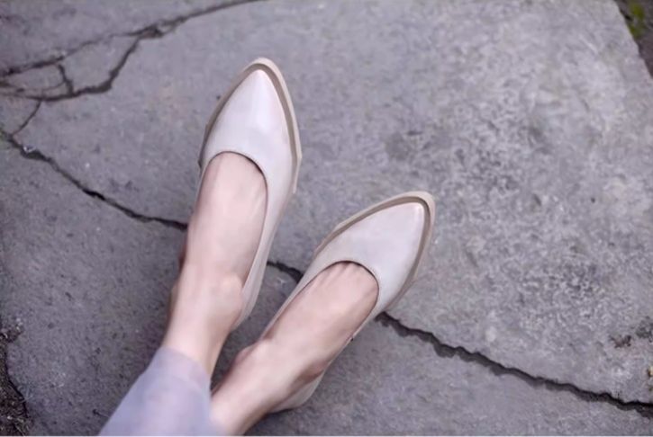 Handmade Leather Shoes for Women in Black/Beige