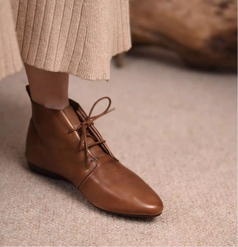 Women's Flat Shoes Lace-up Ankle Boots Retro Pointed-Toe Short Boots