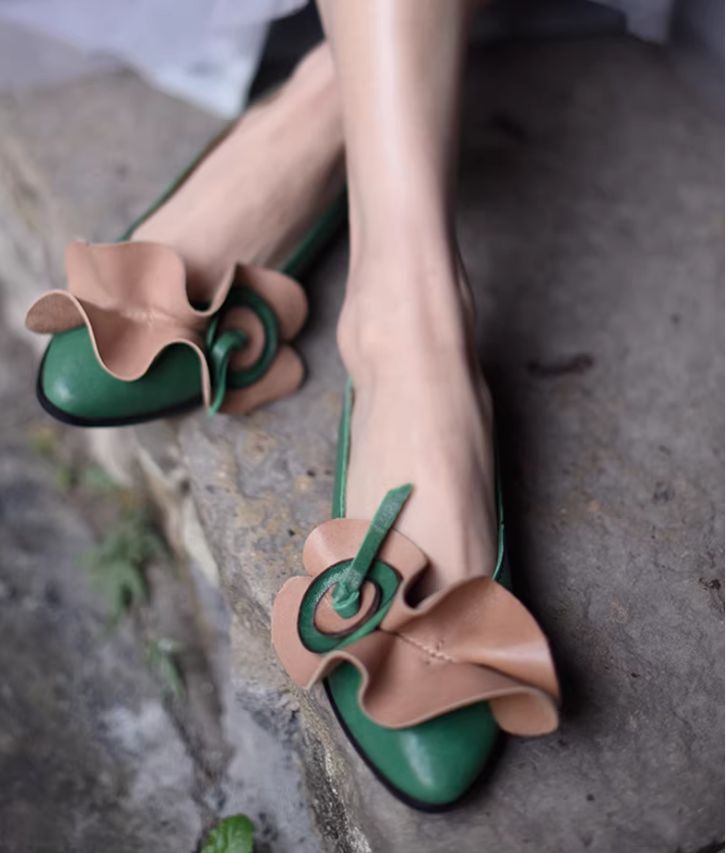 Vintage Leather Flower Flat Shoes for Women
