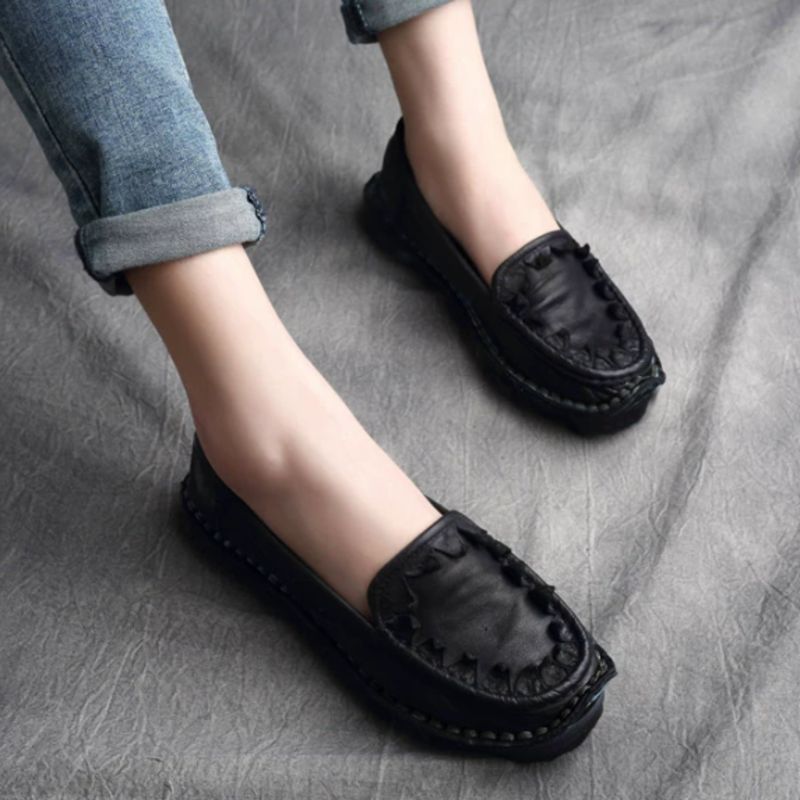 Handmade Vintage Leather Flower Shoes for Women