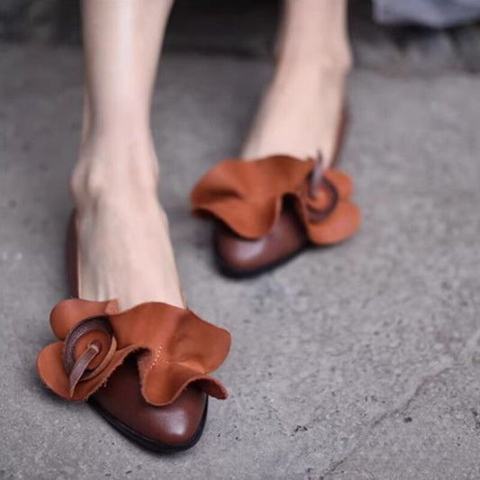 Vintage Leather Flower Flat Shoes for Women