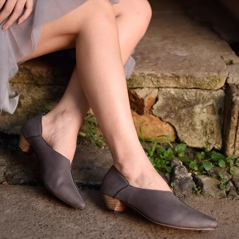Handmade Women's shoes Mid-Heeled Pointed-toe Single Shoes New Style European Retro Genuine Leather Suitable for All Seasons