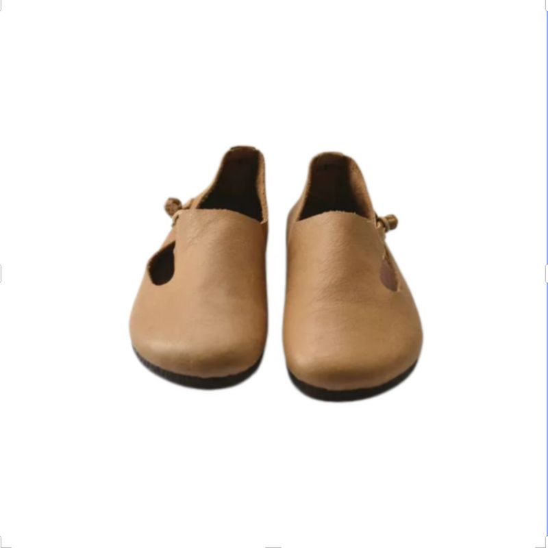 Handmade Leather Soft Flat Shoes For Women Retro Design With a Large Round Toe