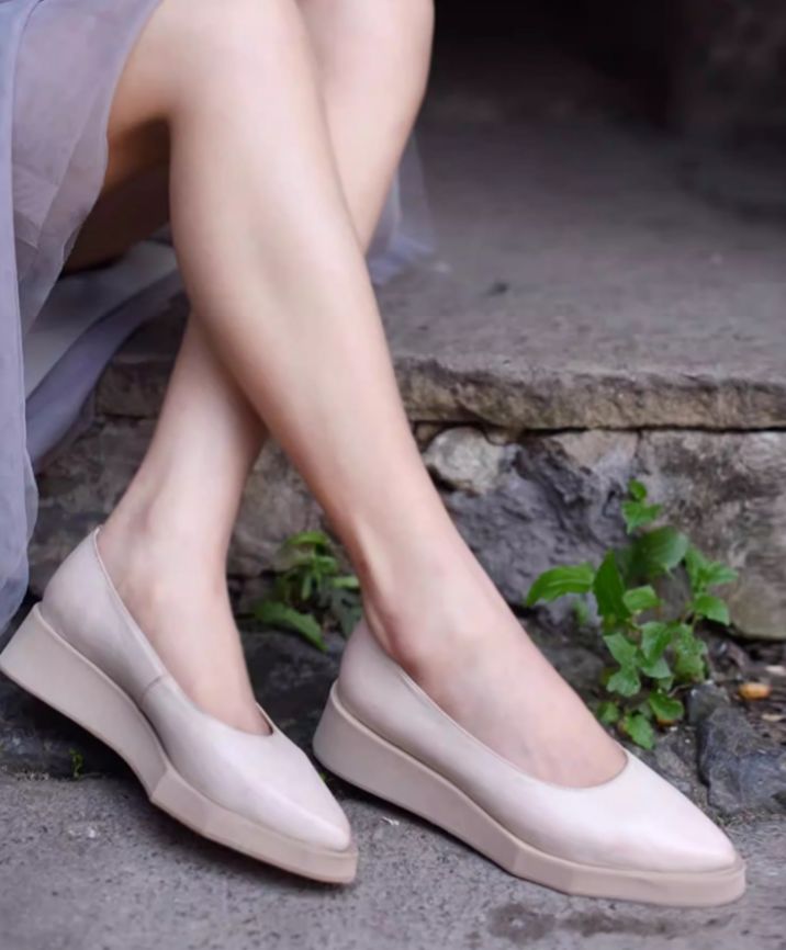 Handmade Leather Shoes for Women in Black/Beige