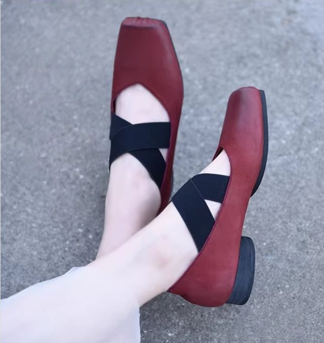 Retro Artistic Ballet Shoes - Leather Square-Toe Single Shoes with Slender Opening and Flat Bottom