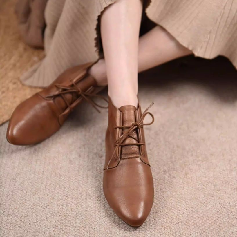 Women's Flat Shoes Lace-up Ankle Boots Retro Pointed-Toe Short Boots