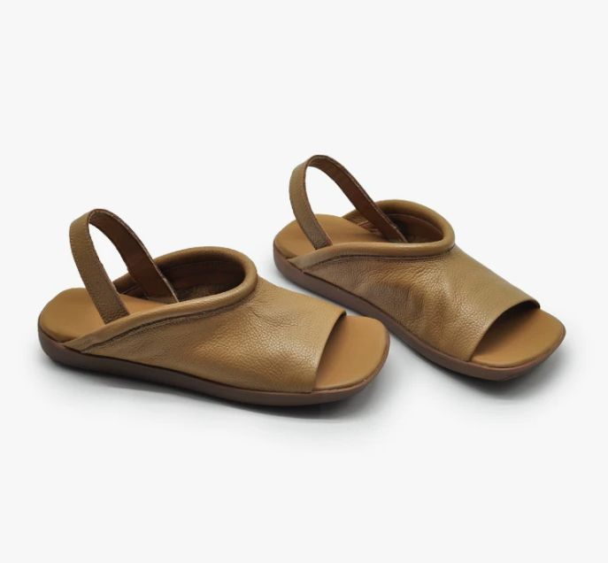 Leather Flat-Bottomed Sandals For Women New Style Suitable for Wearing Outside Open-toe Roman Sandals Comfortable and Versatile