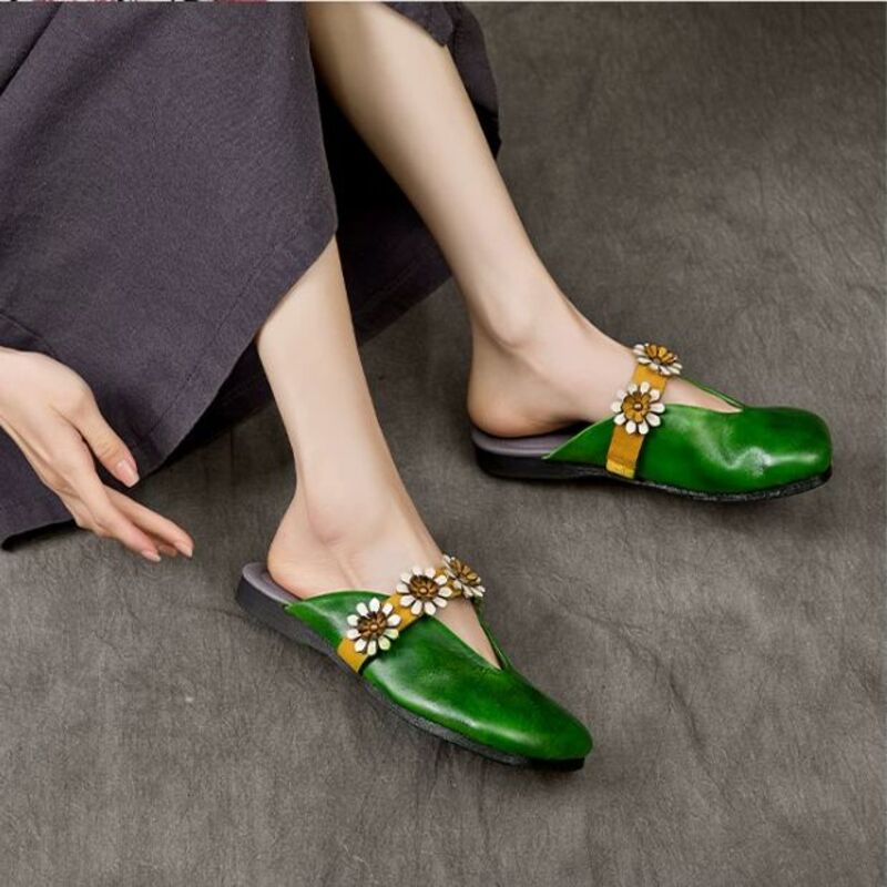 Handmade Women's Leather Sandals in Summer Retro Genuine Leather Slippers Cowhide Floral Flat-Bottom